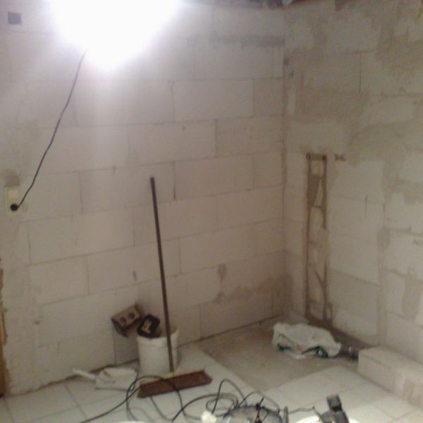 26524 Halbemond Badezimmer – DefuteC - Dekorative Fußbodentechnik